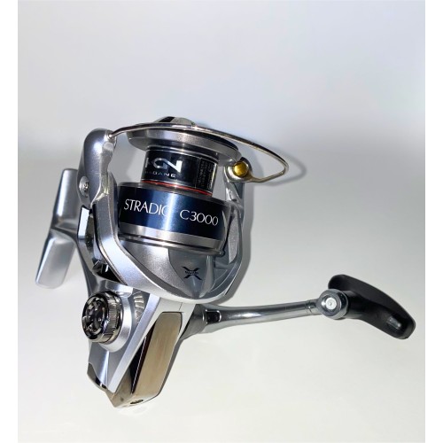 Carrete Shimano STRADIC C3000HG
